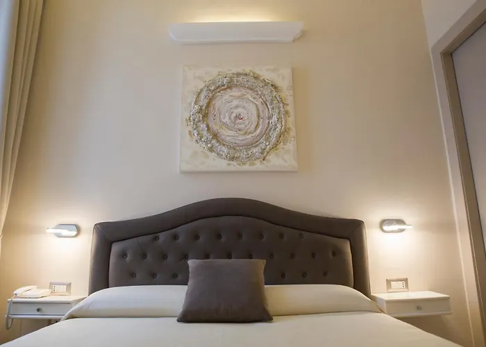 Royal Rooms Luxury Suite