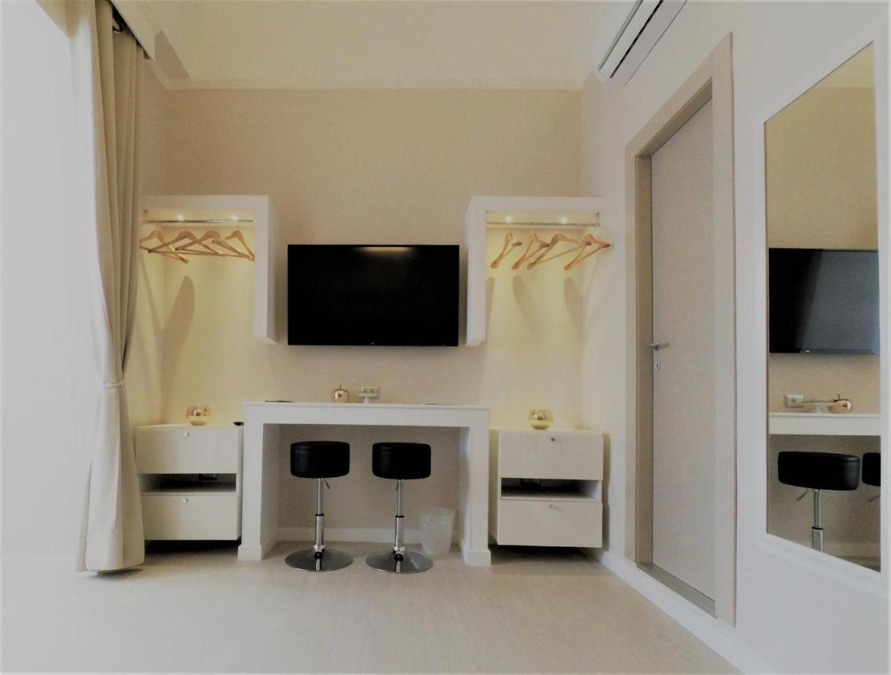 Royal Luxury