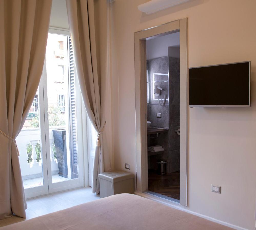 Royal Luxury 3* Nápoles
