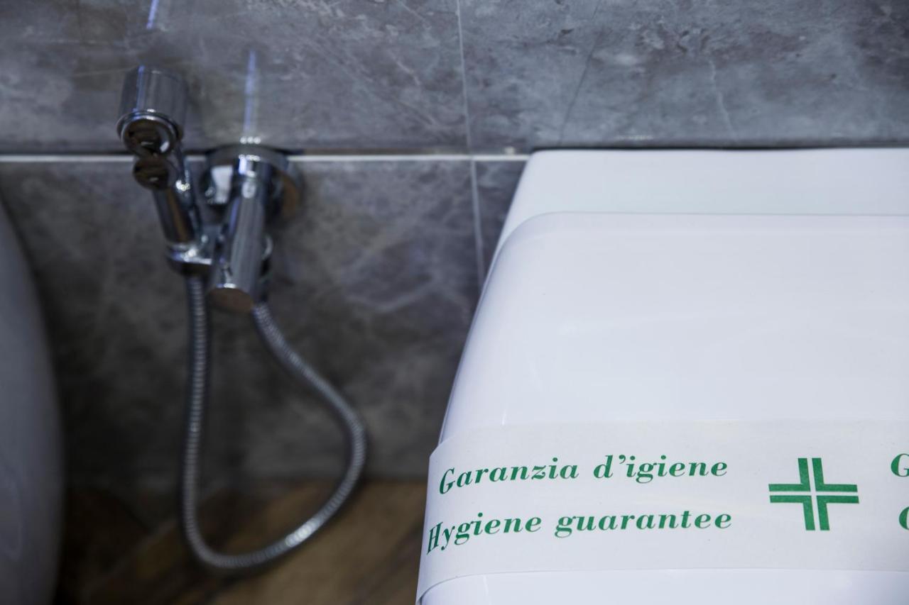 Royal Luxury 3* Napoli