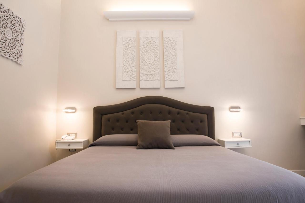 Royal Luxury 3* Napoli
